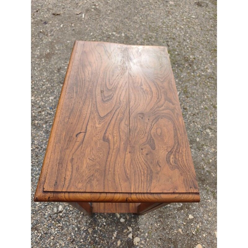 Oak table from the 1930s.