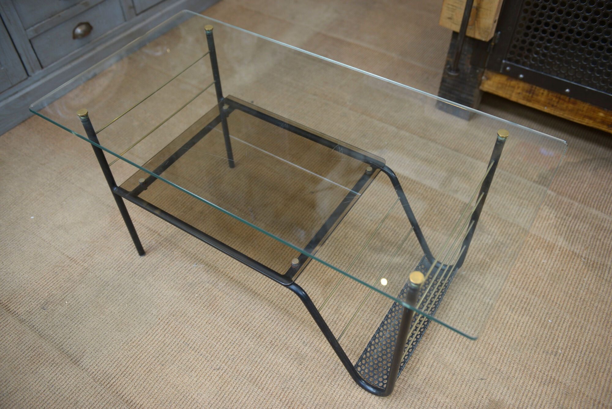Vintage coffee table in metal and glass 1960 with 2 trays