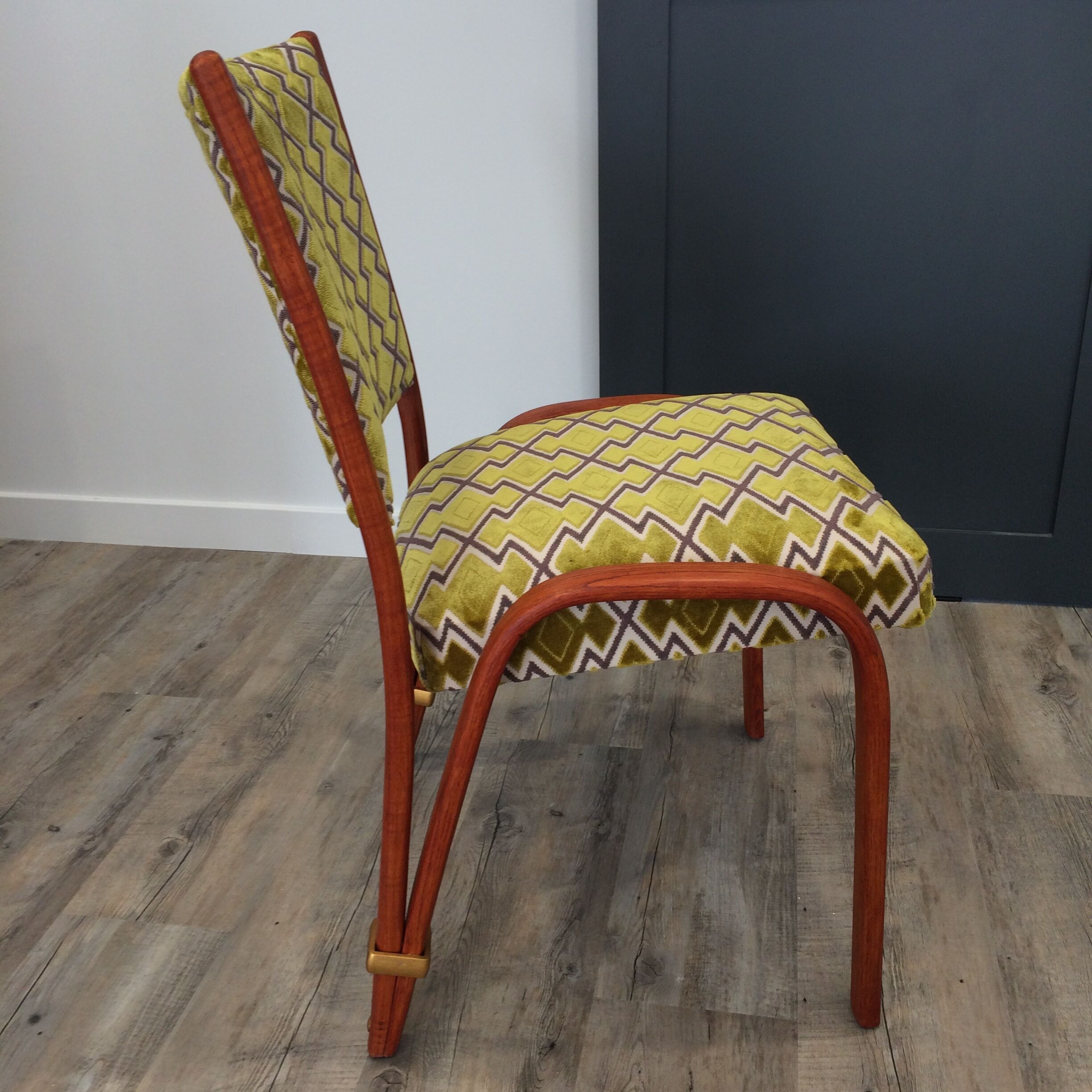 Chaise bow wood de Hugues Steiner