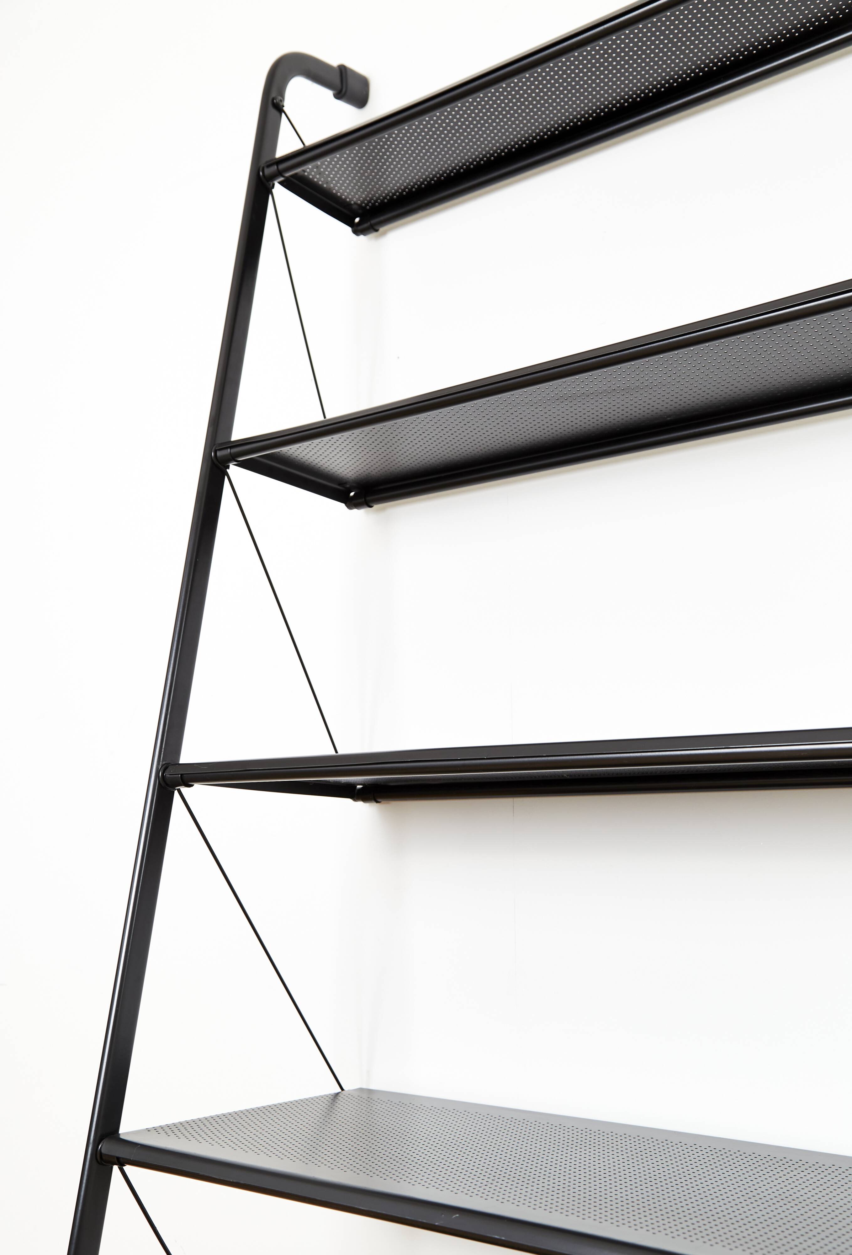 Etagère postmoderne dans le style de Philippe Starck