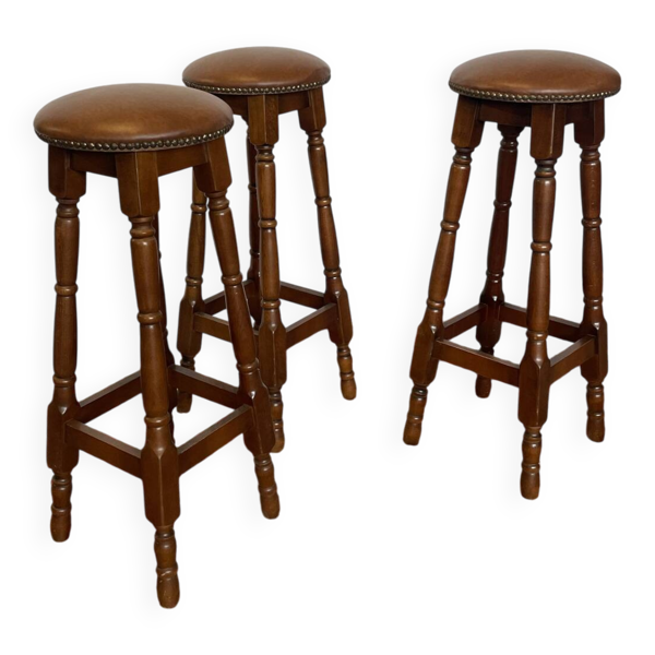 Ensemble de 3 tabourets de bar anciens en bois et cuir