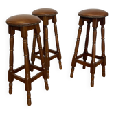 Ensemble de 3 tabourets de bar anciens en bois et cuir