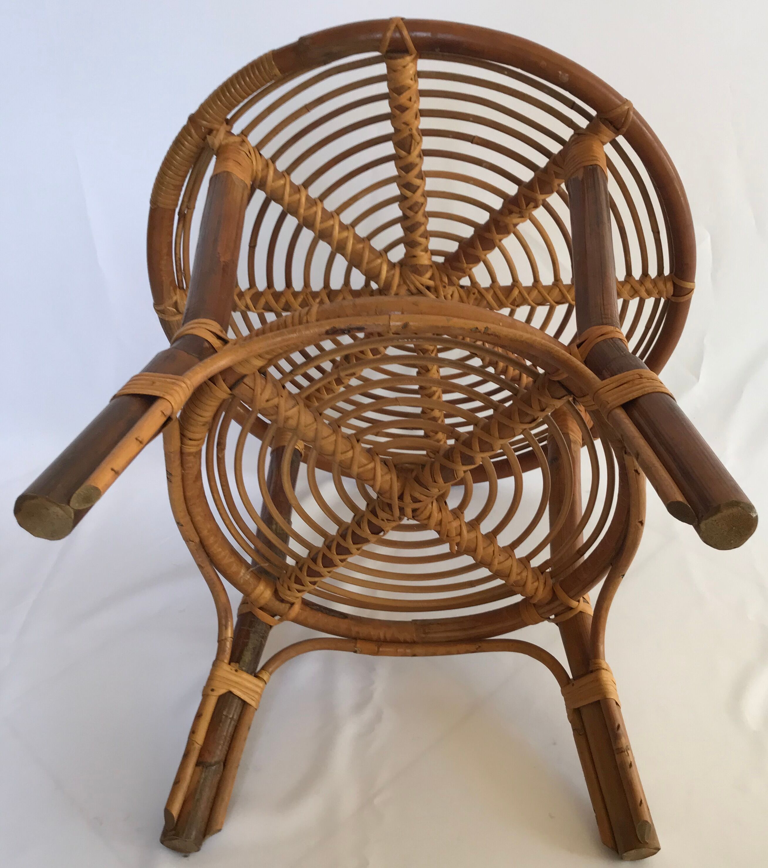 Round coffee table in rattan, Italy 60s