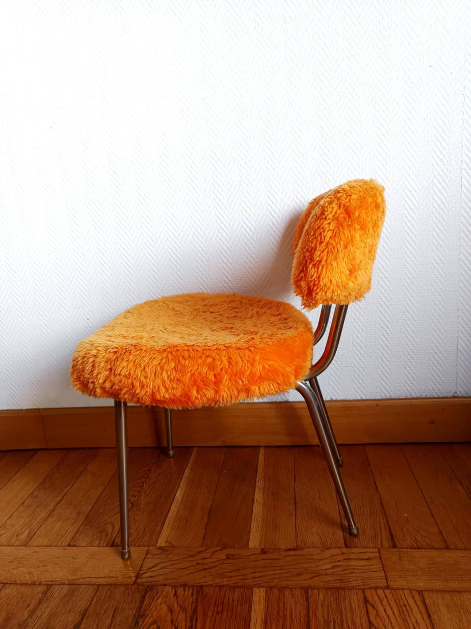 Pelfran orange fluffy chair