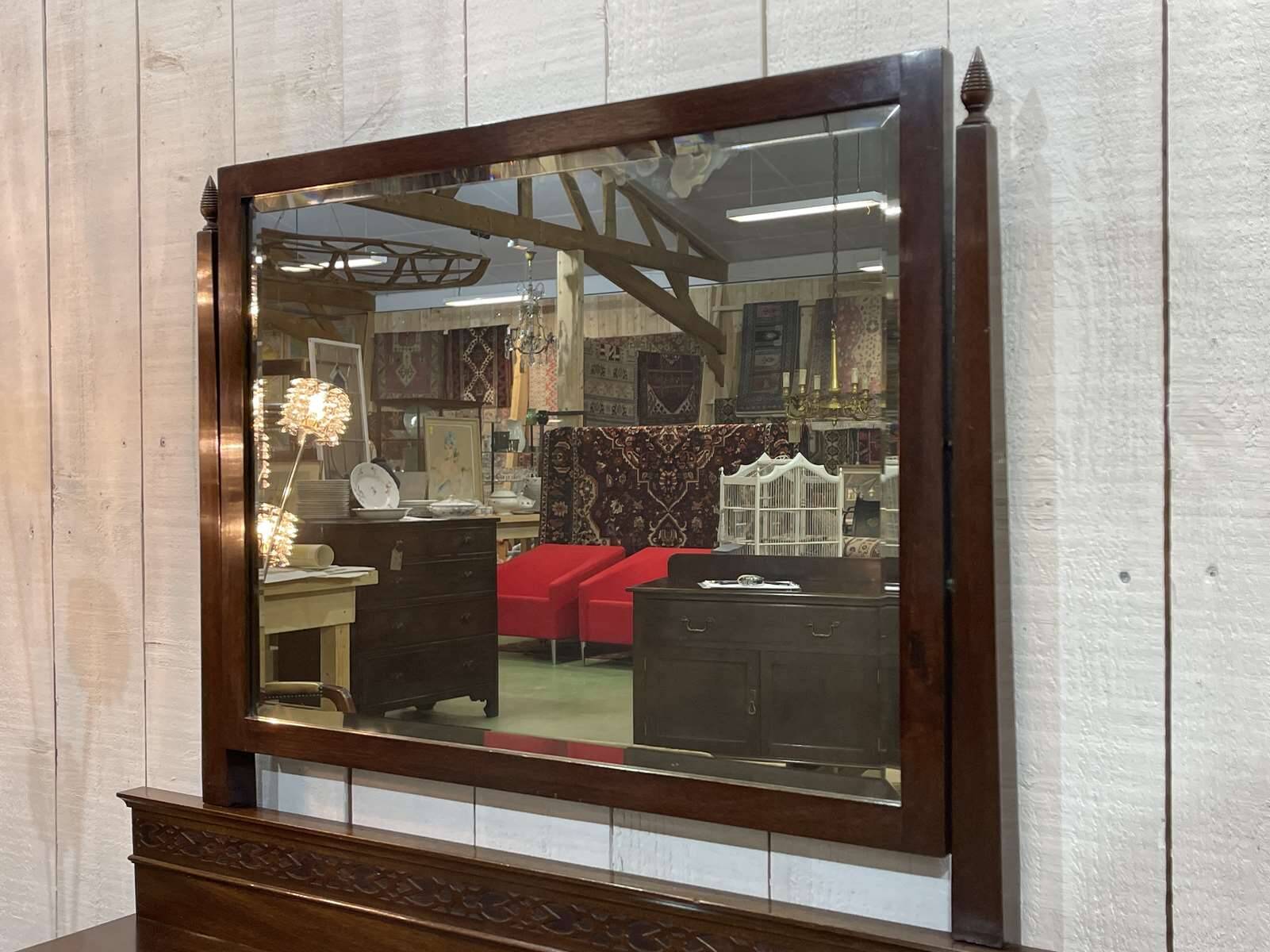 English mahogany dressing table from the early 20th century