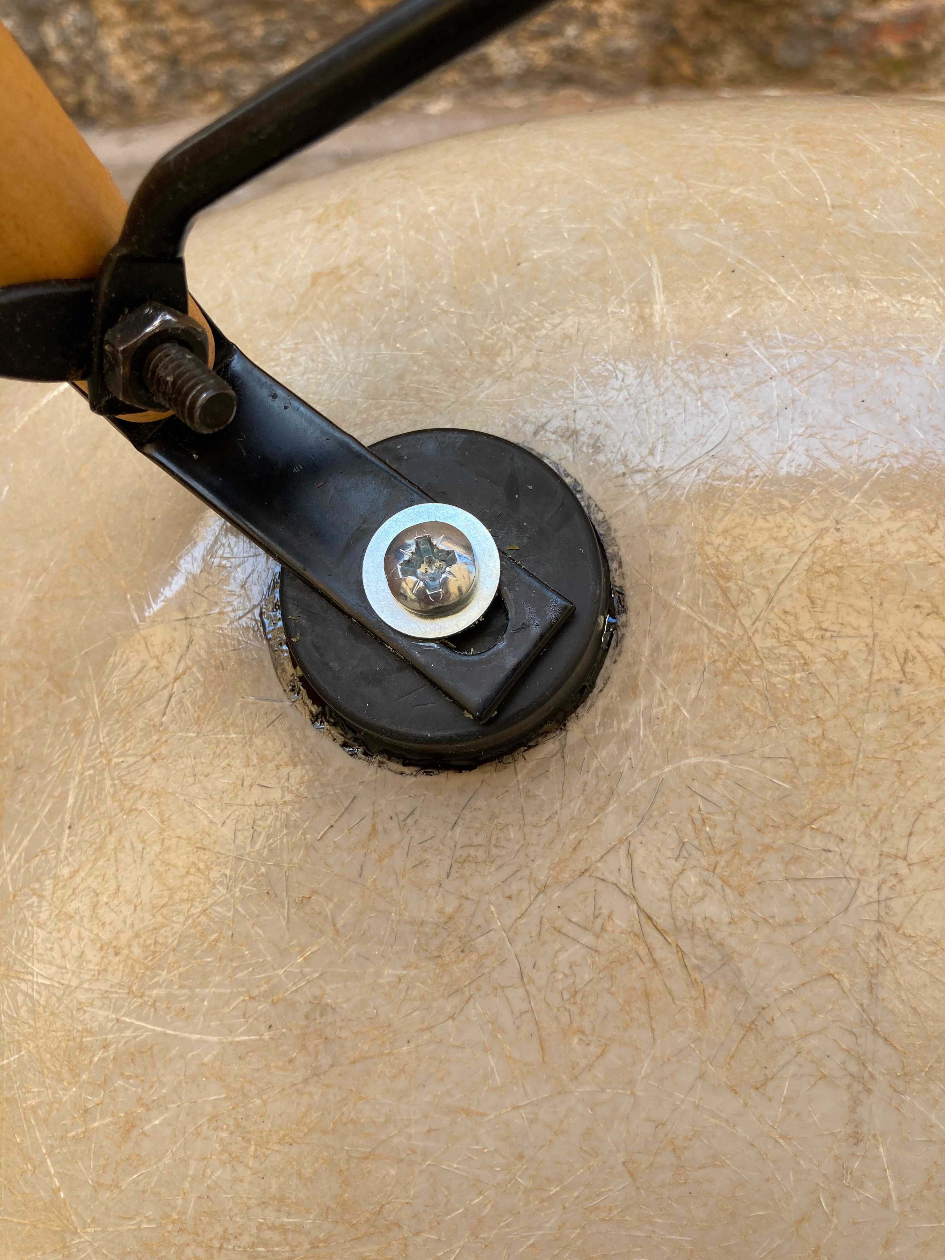 Beige chair DSW Eames