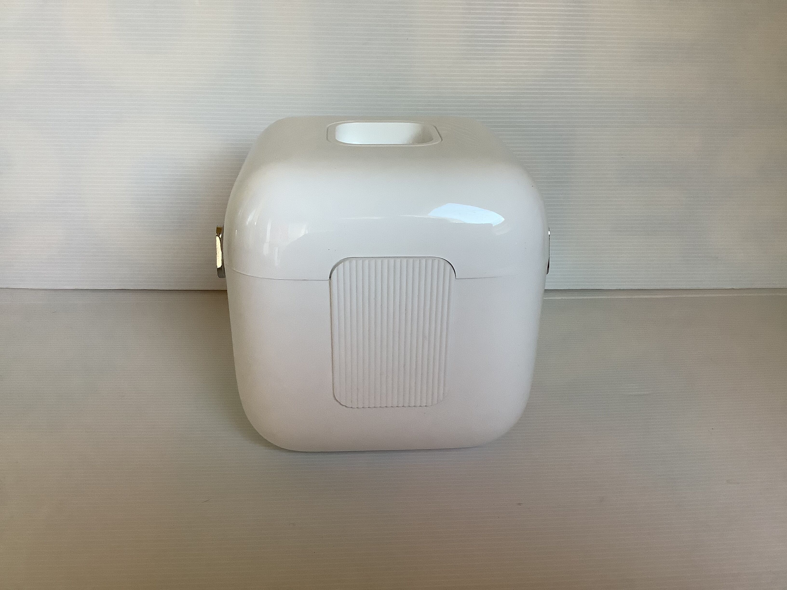 White ice bucket Amanda Guzzini Italy