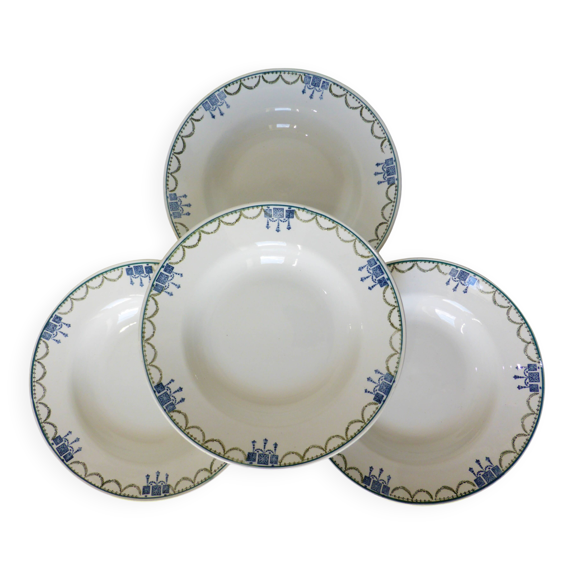 4 vintage deep plates from St Amand 220643
