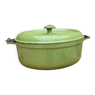 Cast iron casserole