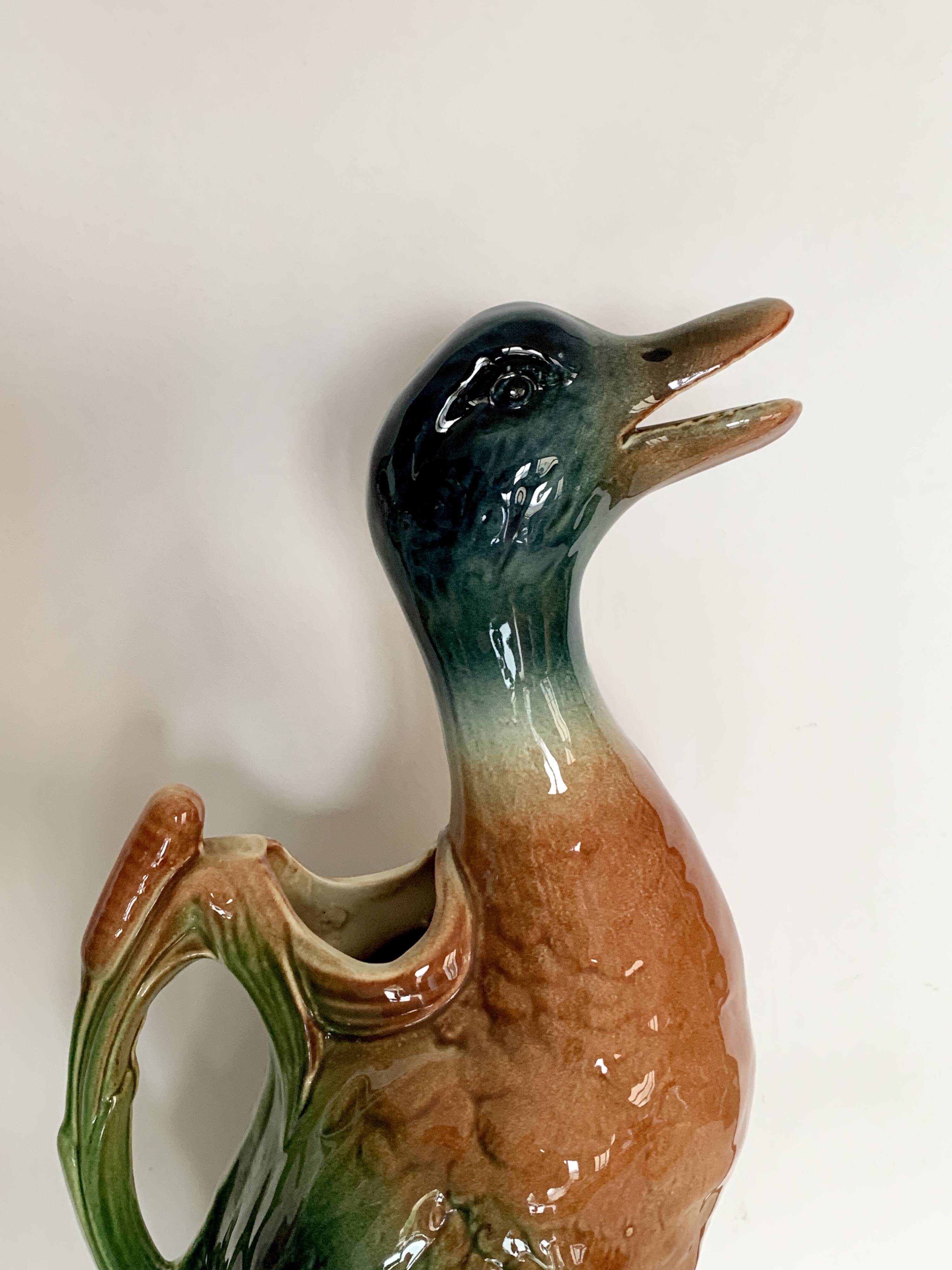 Pichet canard en barbotine de Saint-Clément