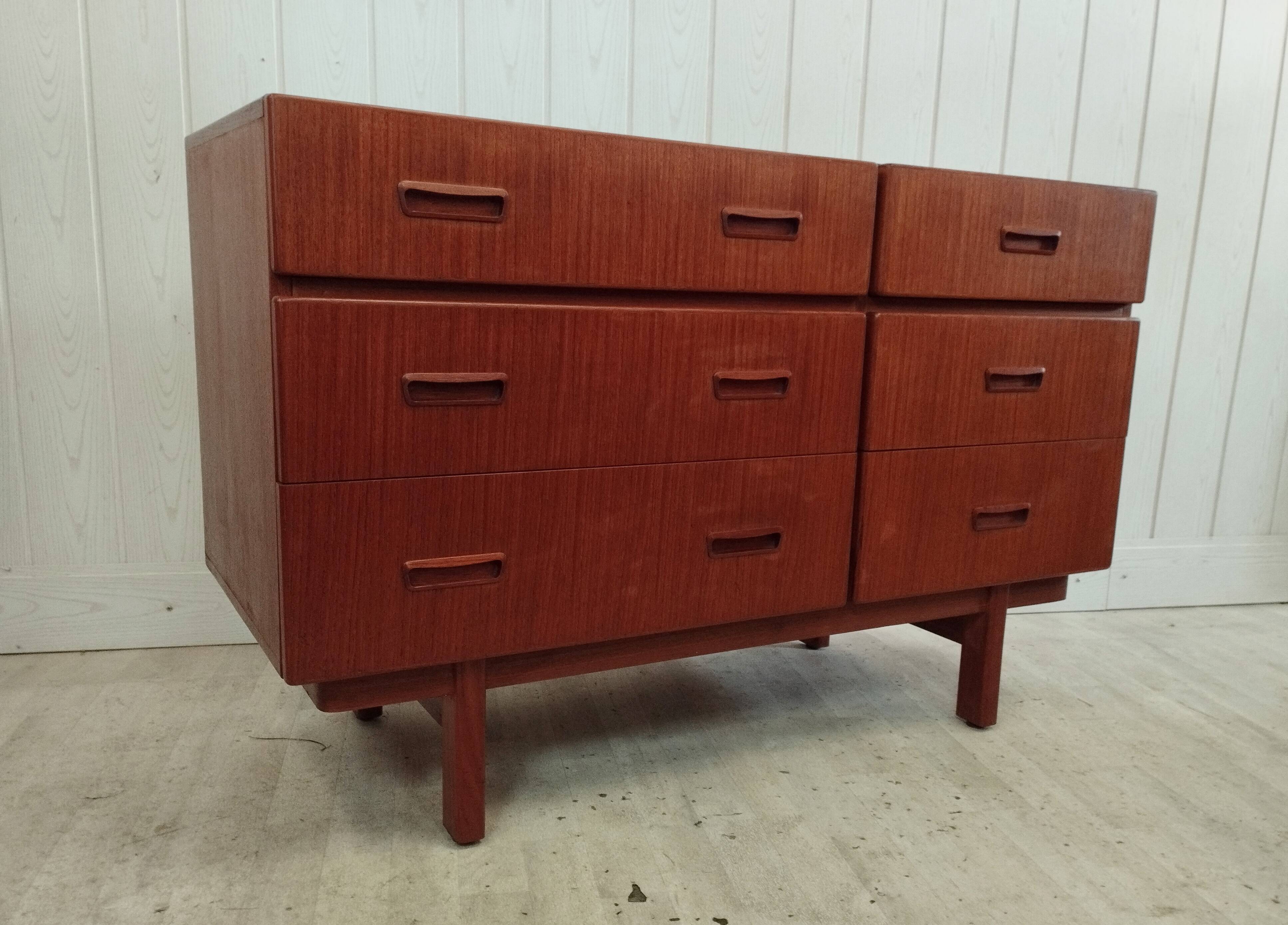 Commode scandinave en teck