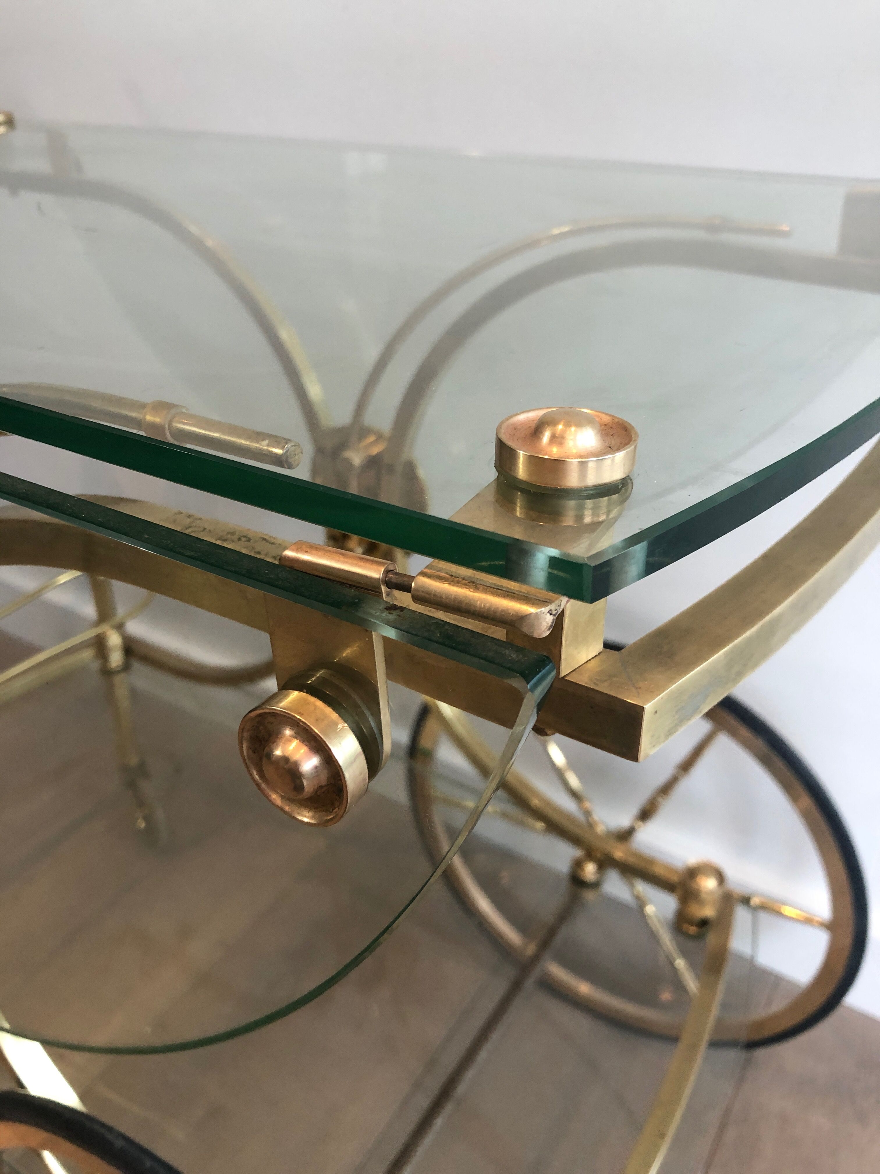 Neo classical style table in silver and gold metal and glass