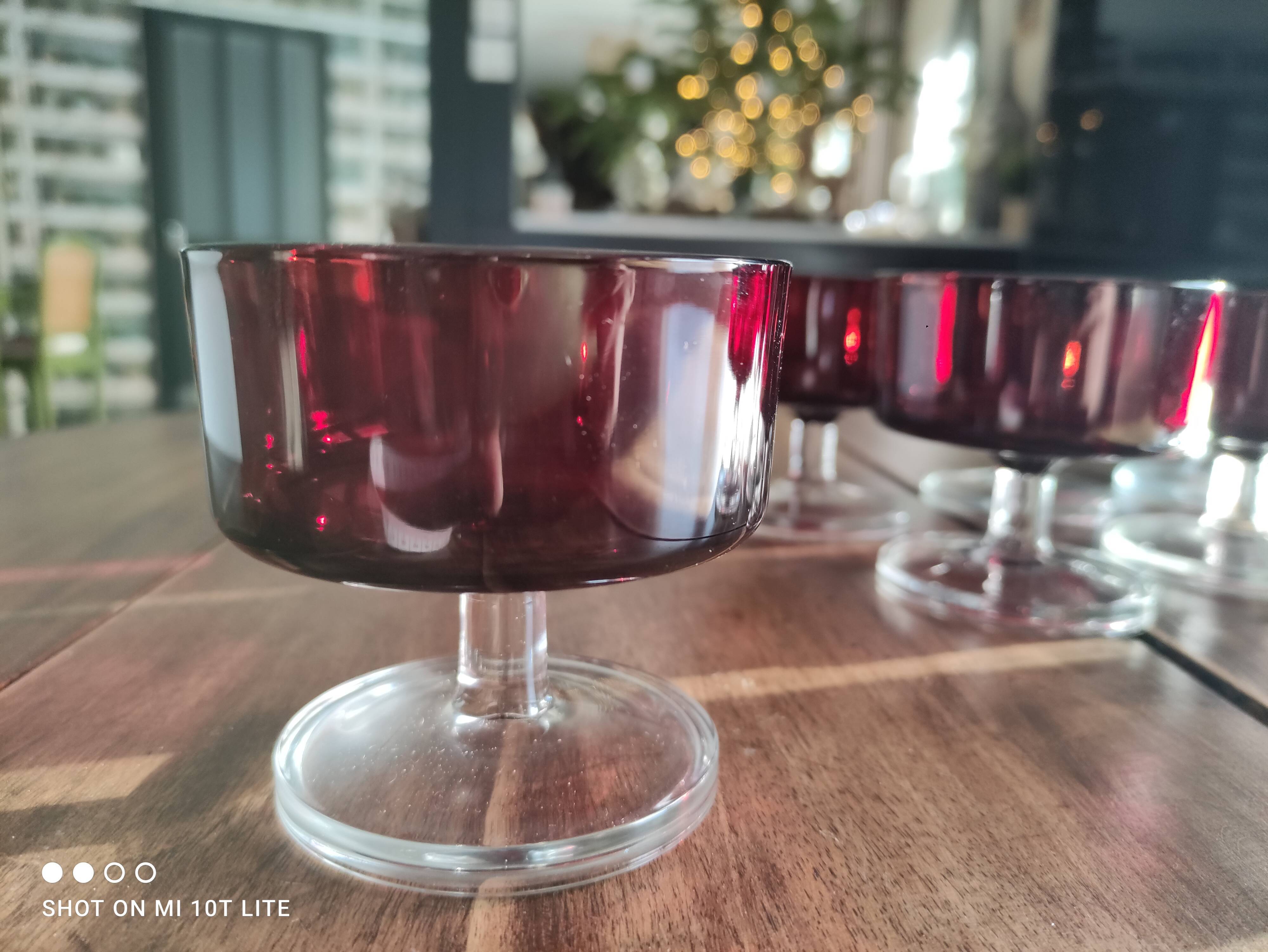 Lot de 12 coupes à champagne Luminarc modèle Suède rouge