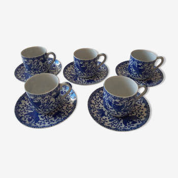 5 tea cups and fine porcelain saucers from Japan