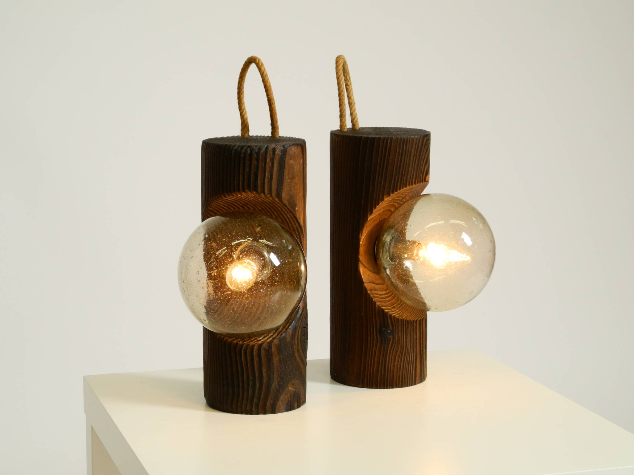Pair of rare 1960s Temde table and wall lamps made of solid pine
