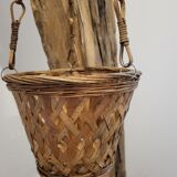 Wicker hanging pan