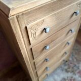 Art Deco oak chest of drawers.