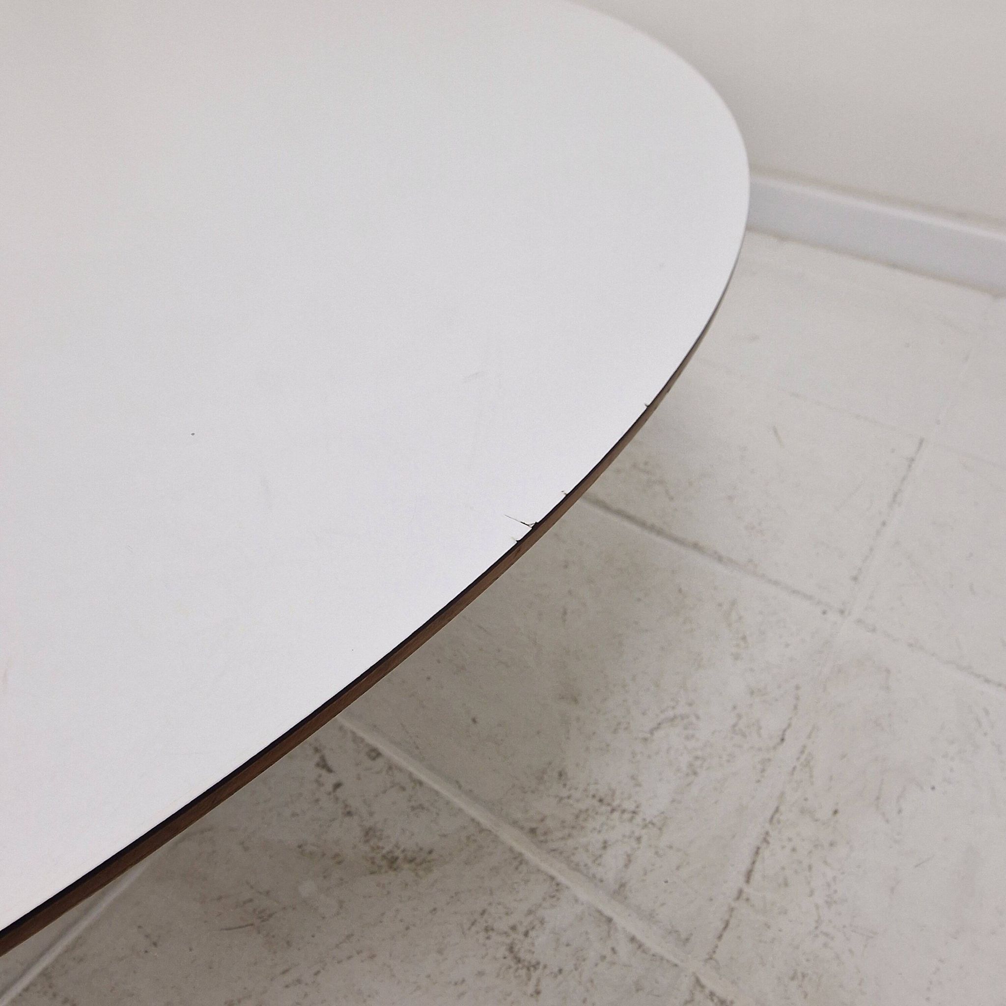 "Circle" Coffee Table by Pierre Paulin for Artifort, 1960s