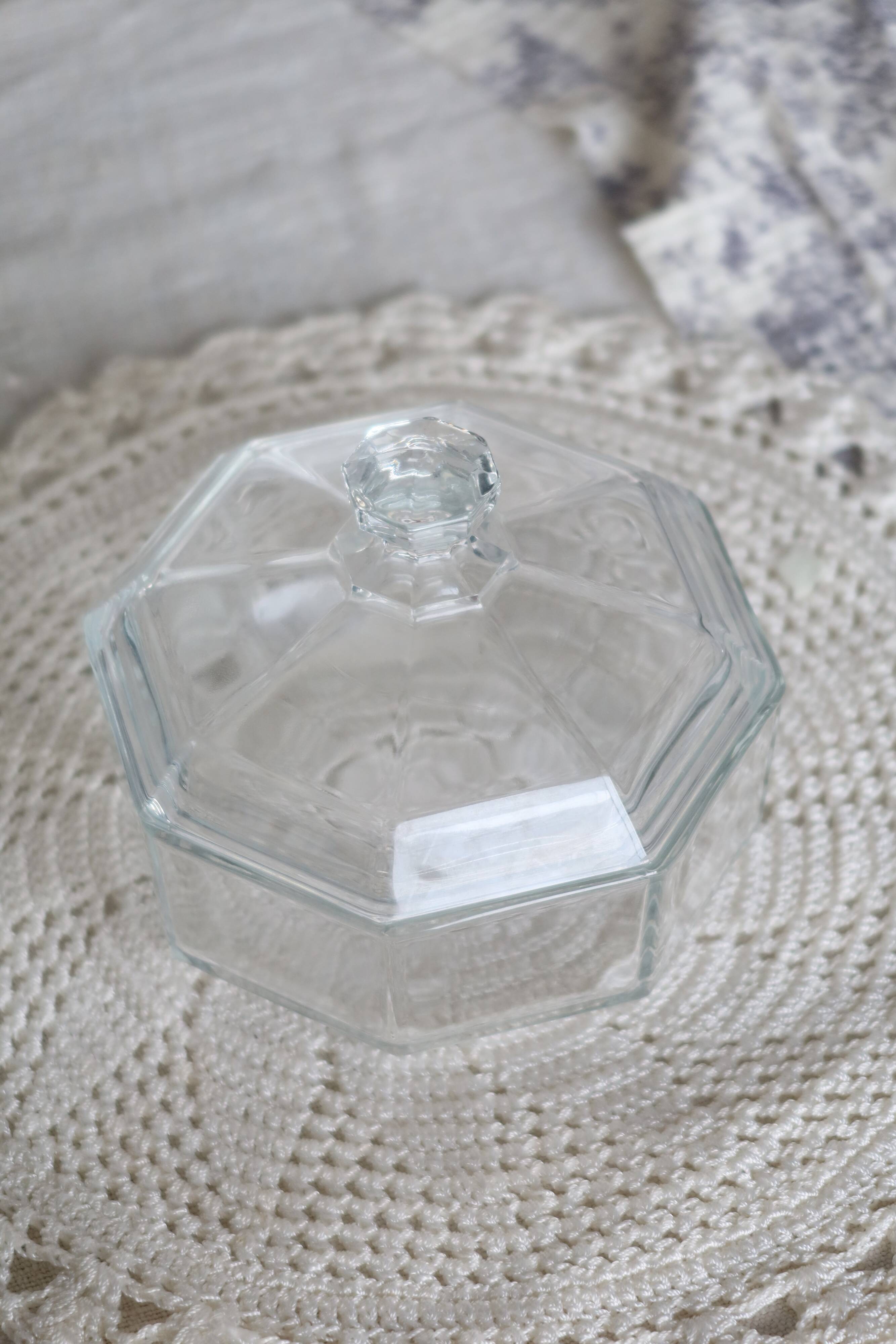 Arcoroc vintage transparent glass sugar bowl