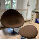 Globe armchair with ottoman by Pierre Paulin for Artifort