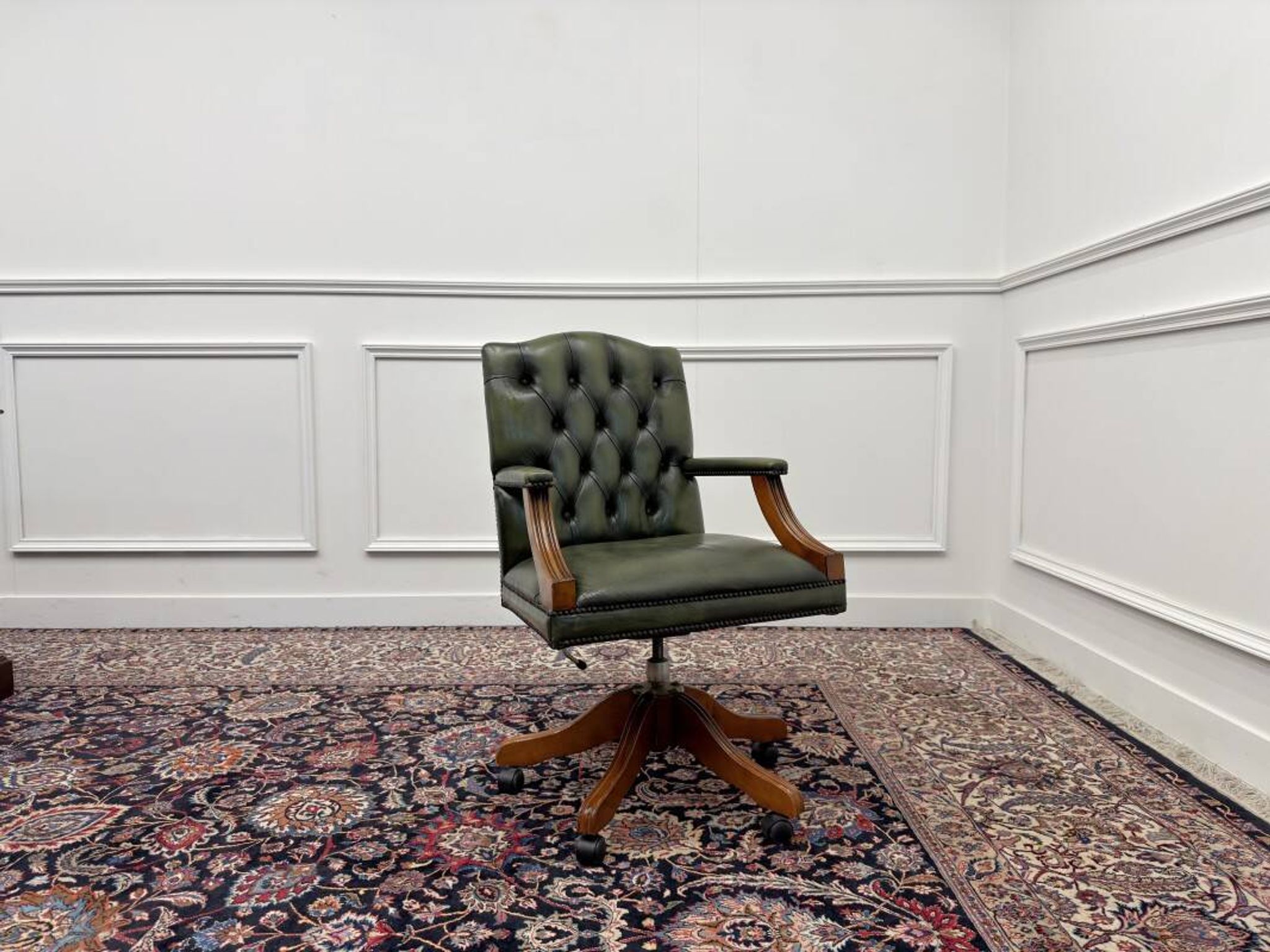 Green English Chesterfield Desk Chair