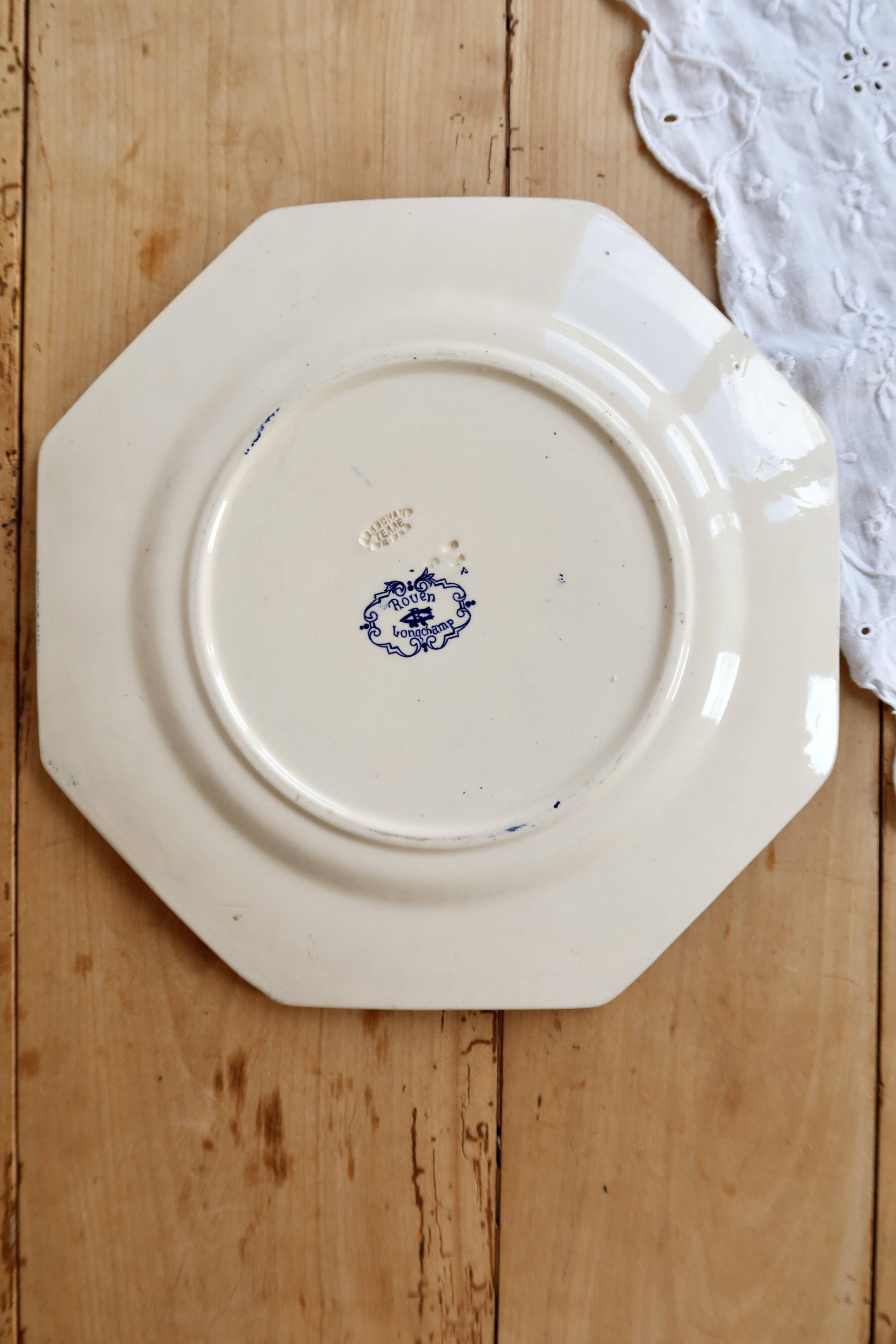 Plat de service terre de fer Longchamp modèle Rouen XIXe siècle