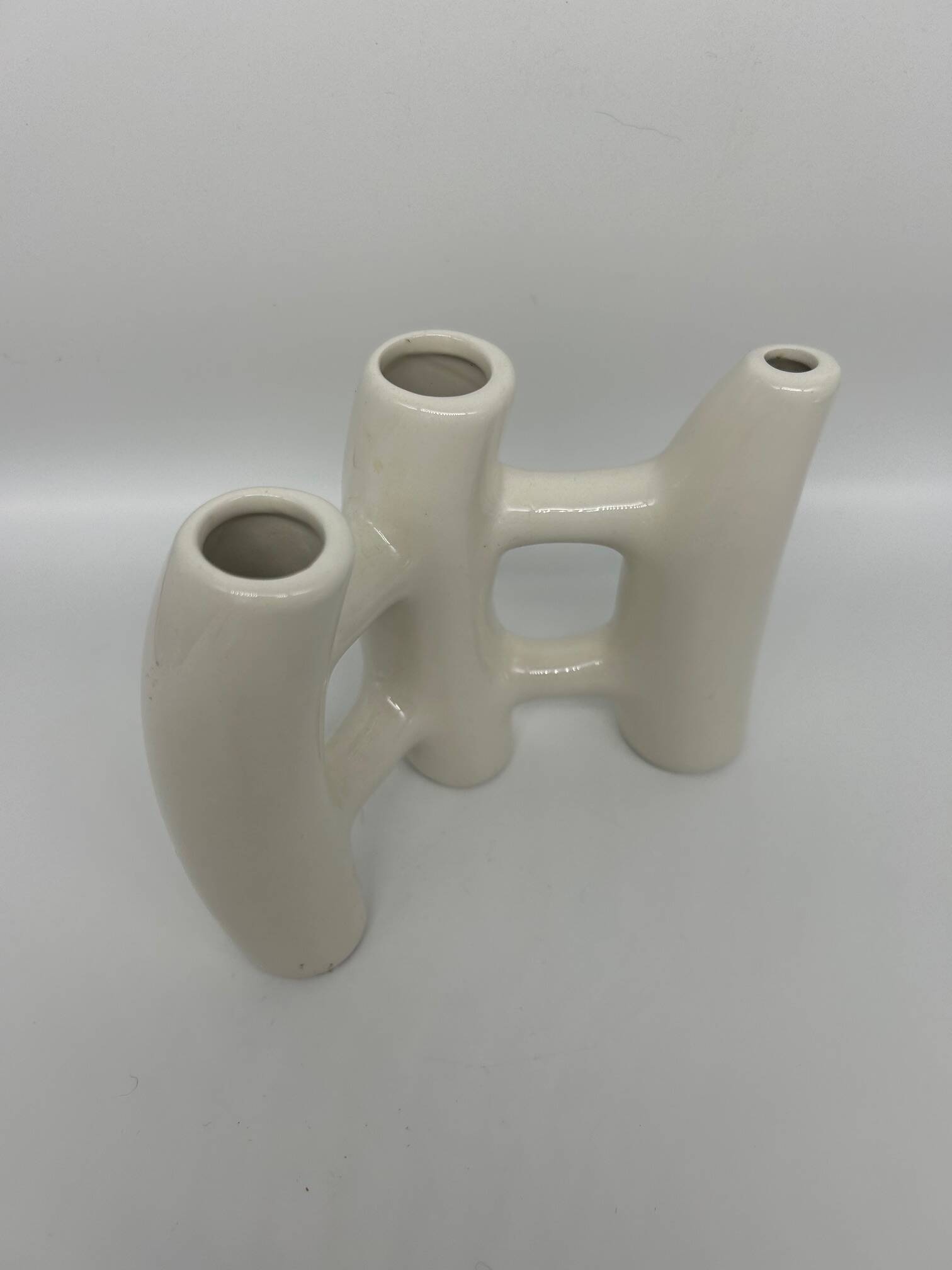 Brutalist vase in white ceramic