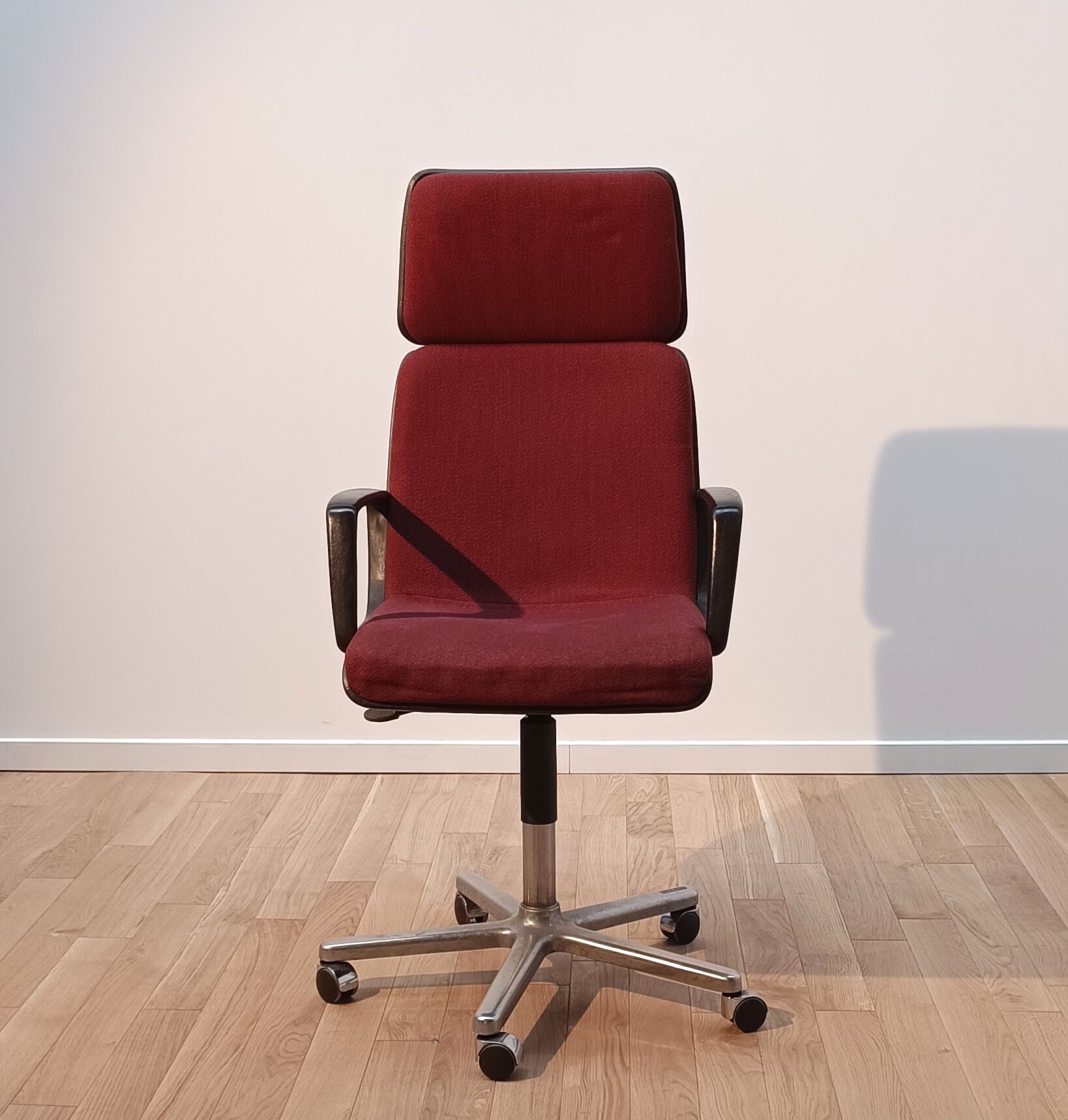 Eurosite office chair