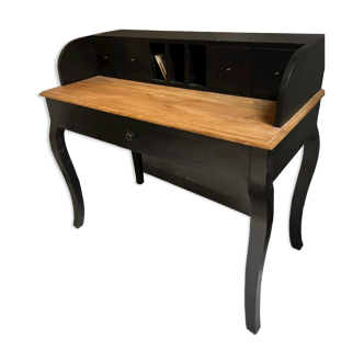 Black stepped wooden desk