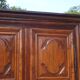 Ancienne armoire Louis XIII en noyer massif
