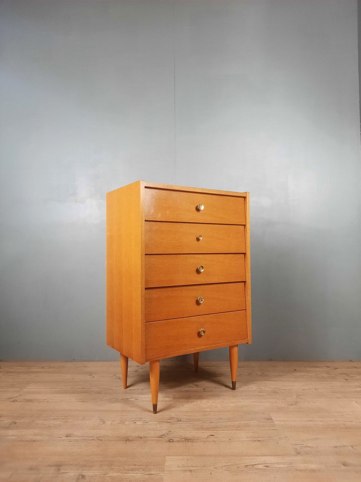 Small vintage oak rag picker