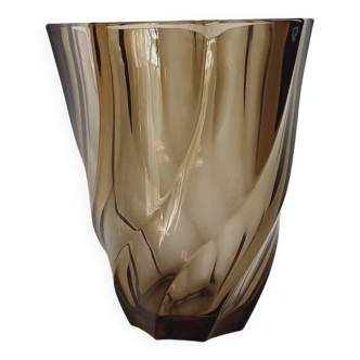 Twisted glass vase