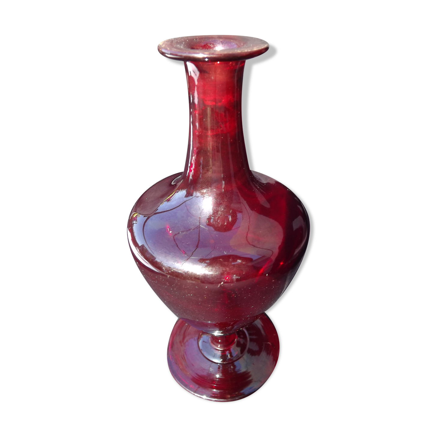 Blood-red soliflore vase