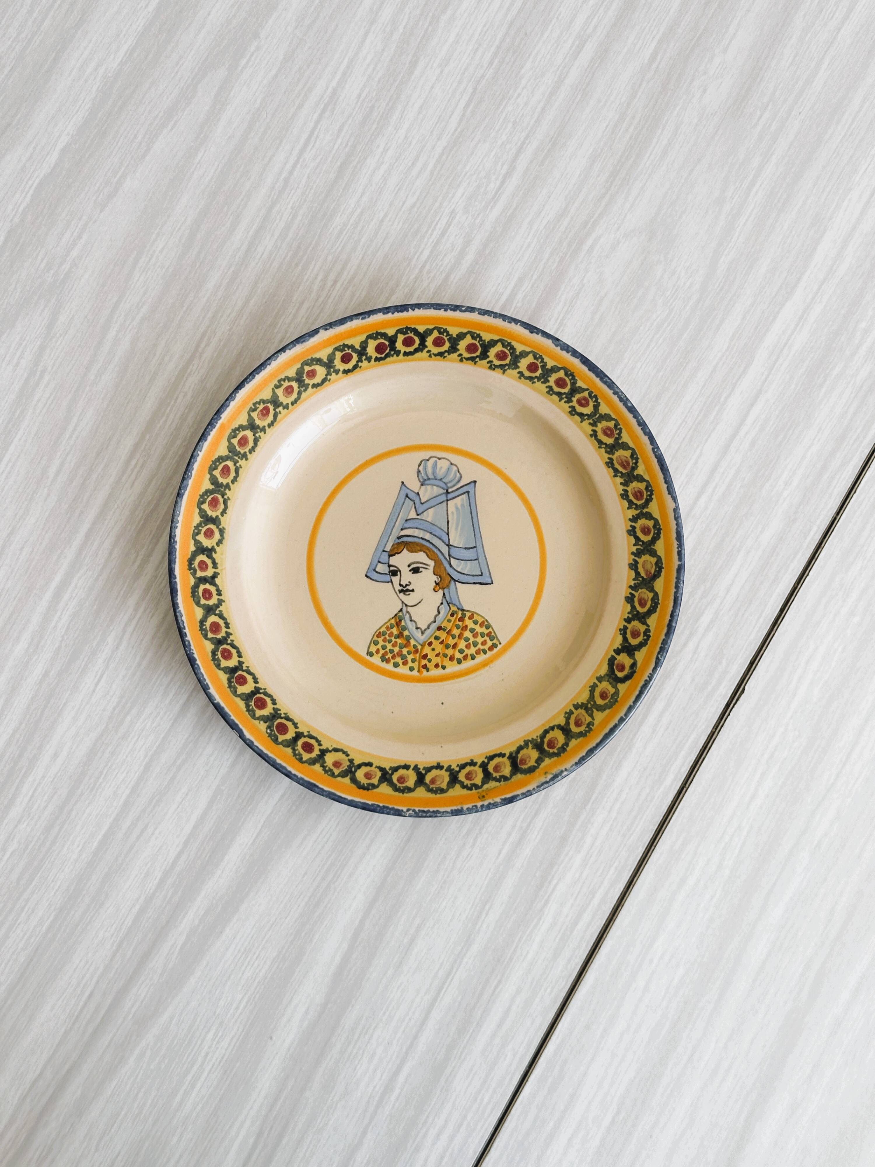 Plate