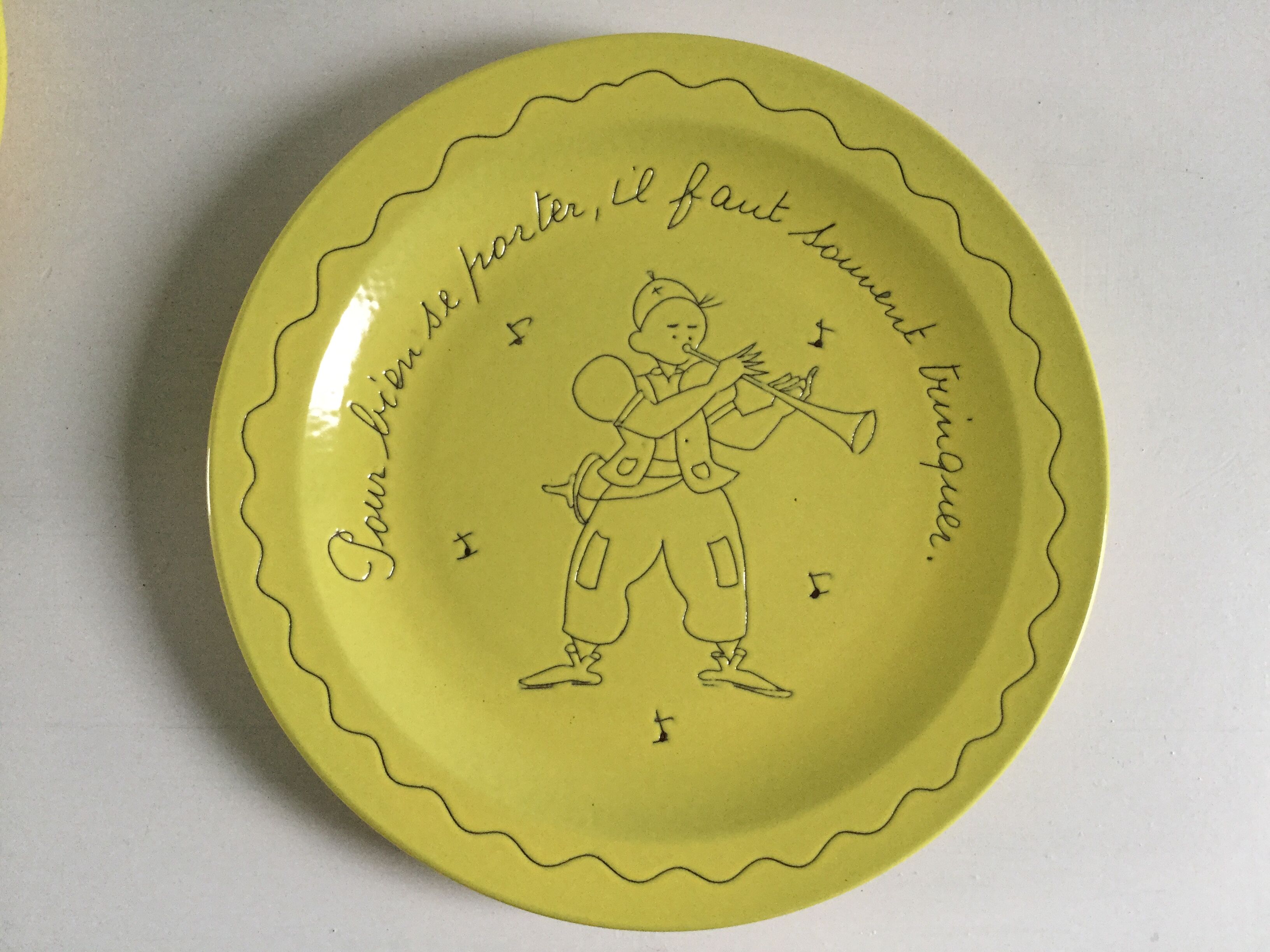 Humorous plates