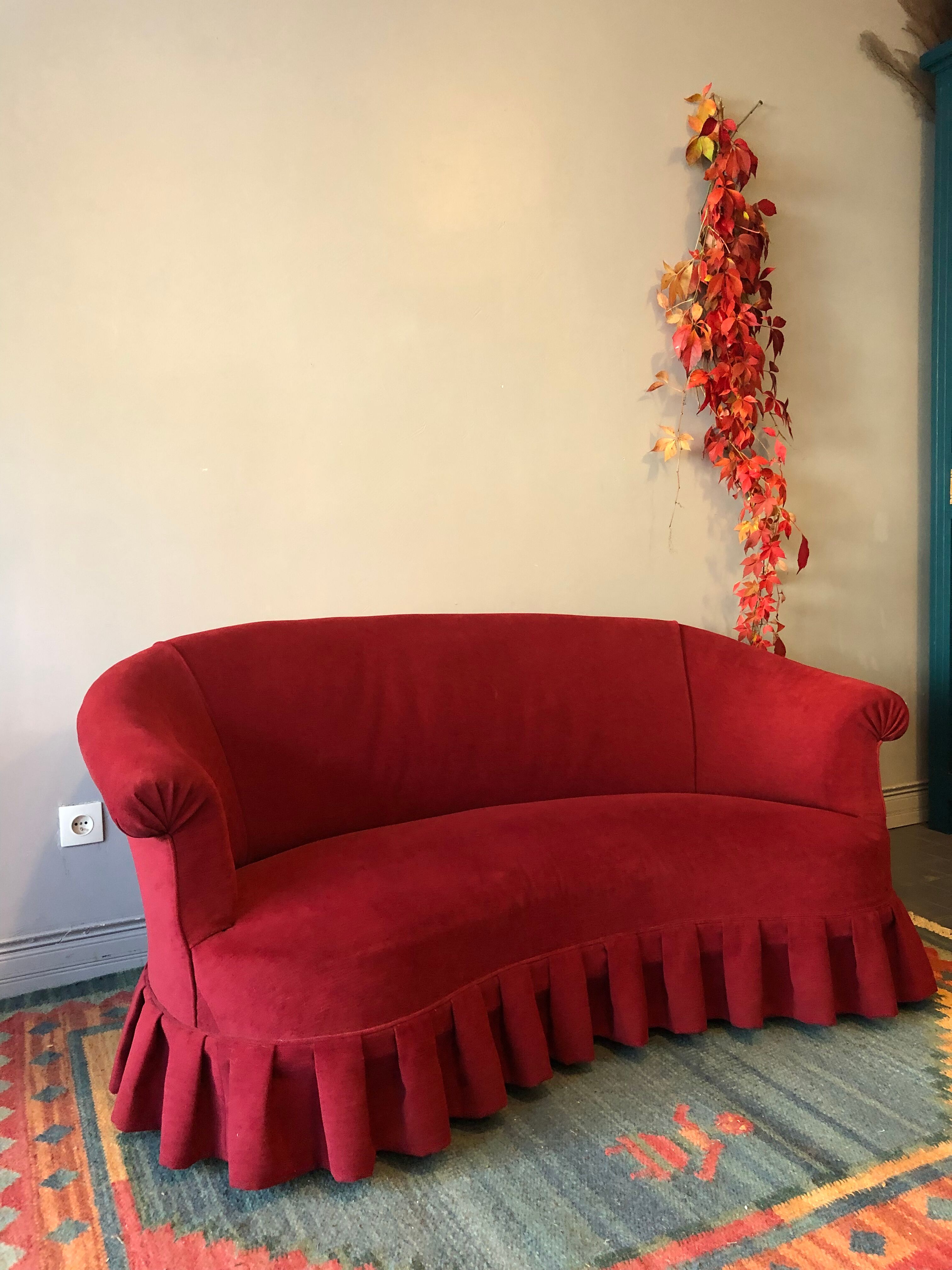 Napoleon III period toad sofa