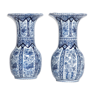 Couple of Delft vases