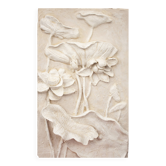 Bajorelief avec des fleurs. Relief avec des fleurs. Fleurs en relief.
