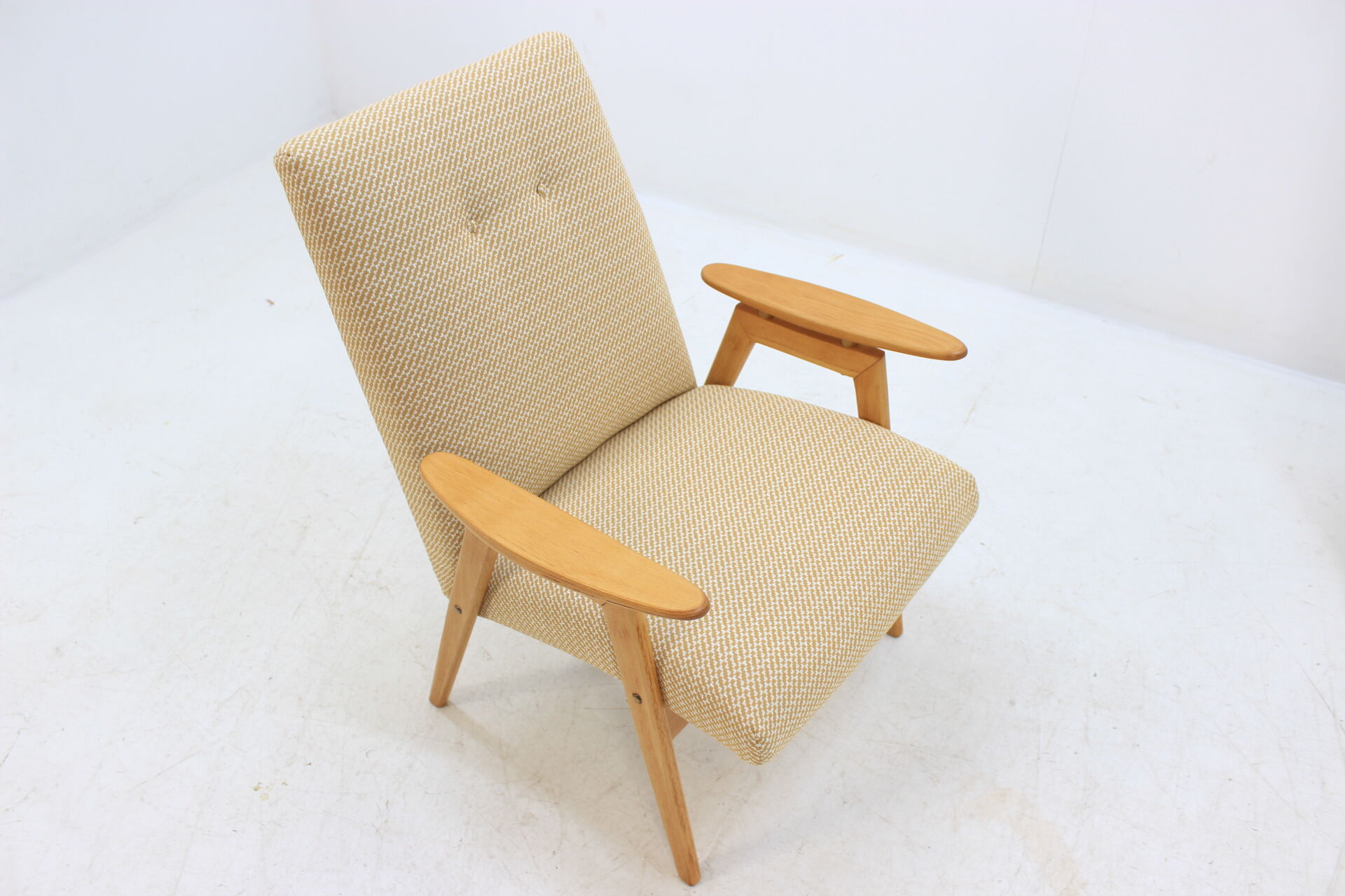 Set of two Lounge chair by Jaroslav Šmídek for Jitona 1960´s.