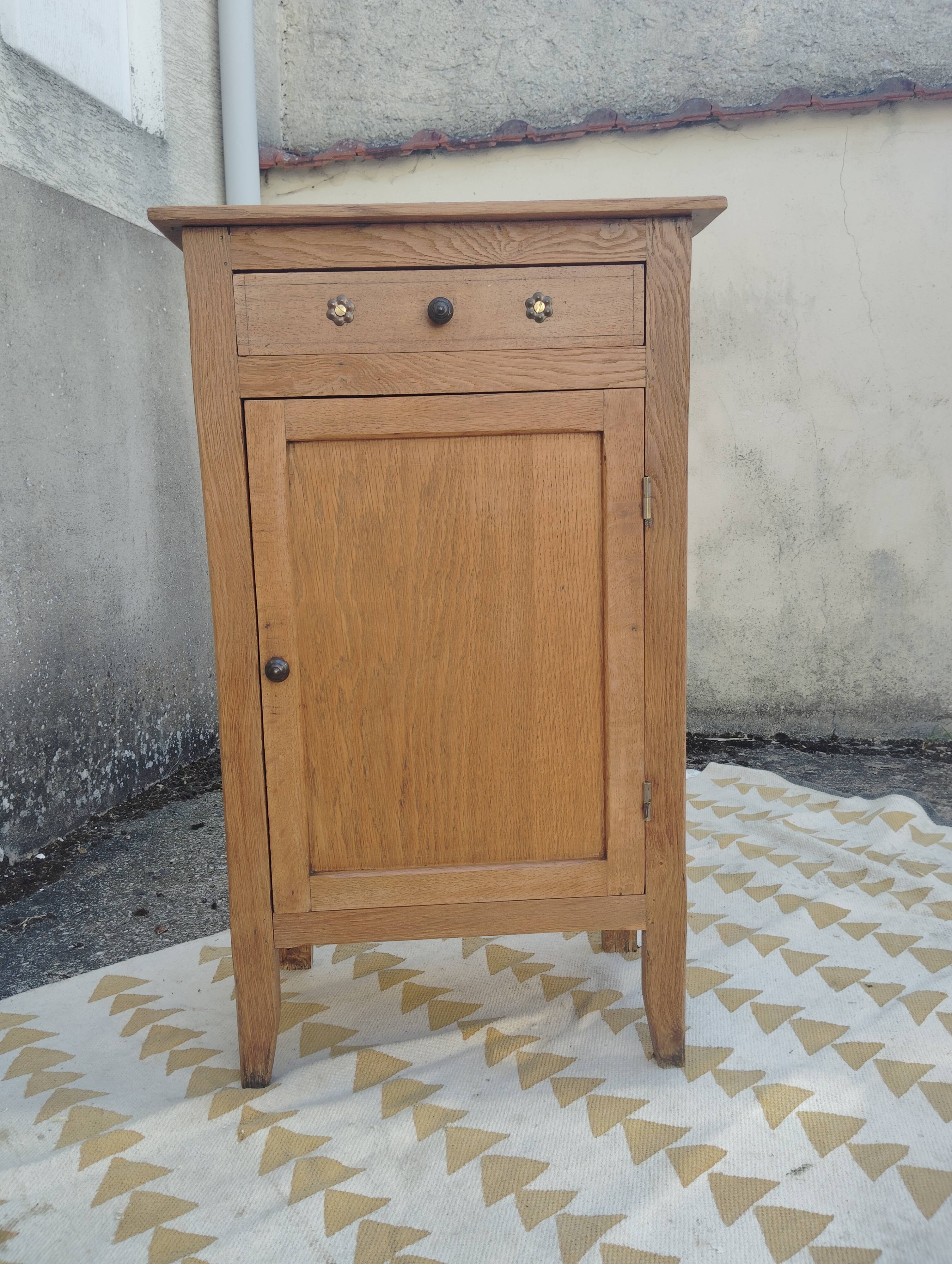Parisian Buffet 1 Door/Antique Oak Confiturier
