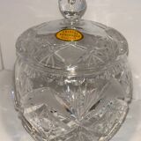 Bonbonnière en cristal ciselé