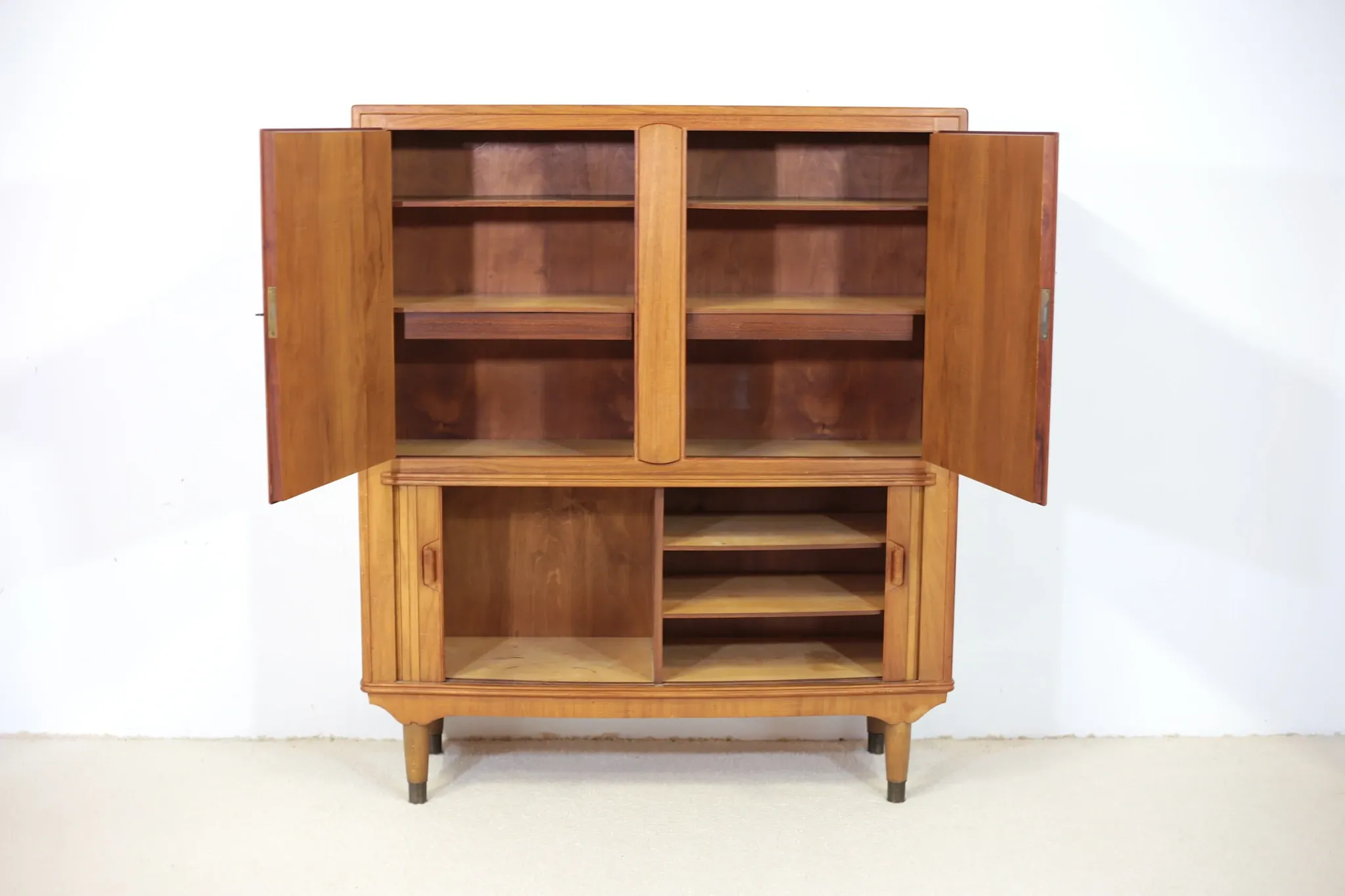 Buffet haut danois en Noyer