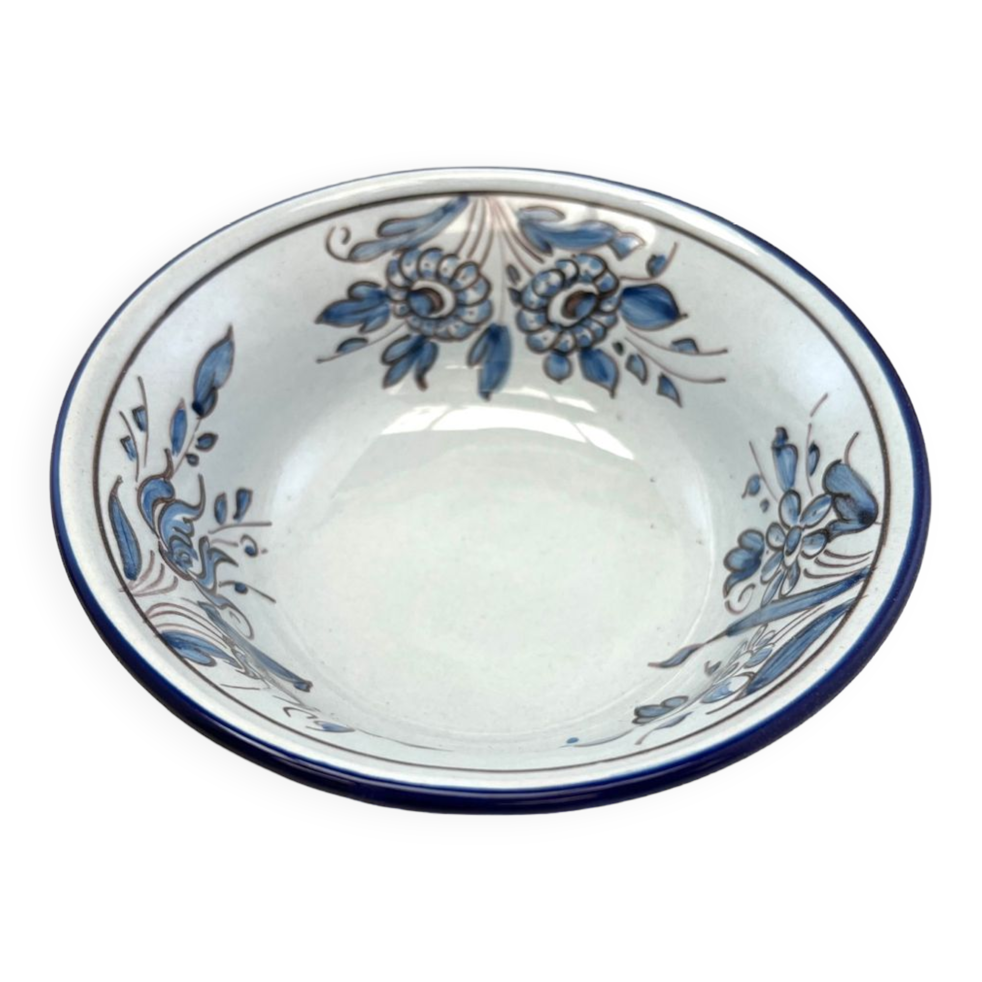 Nevers Montagnon earthenware bowl cup