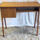 Bureau en chêne pieds compas, années 50-60