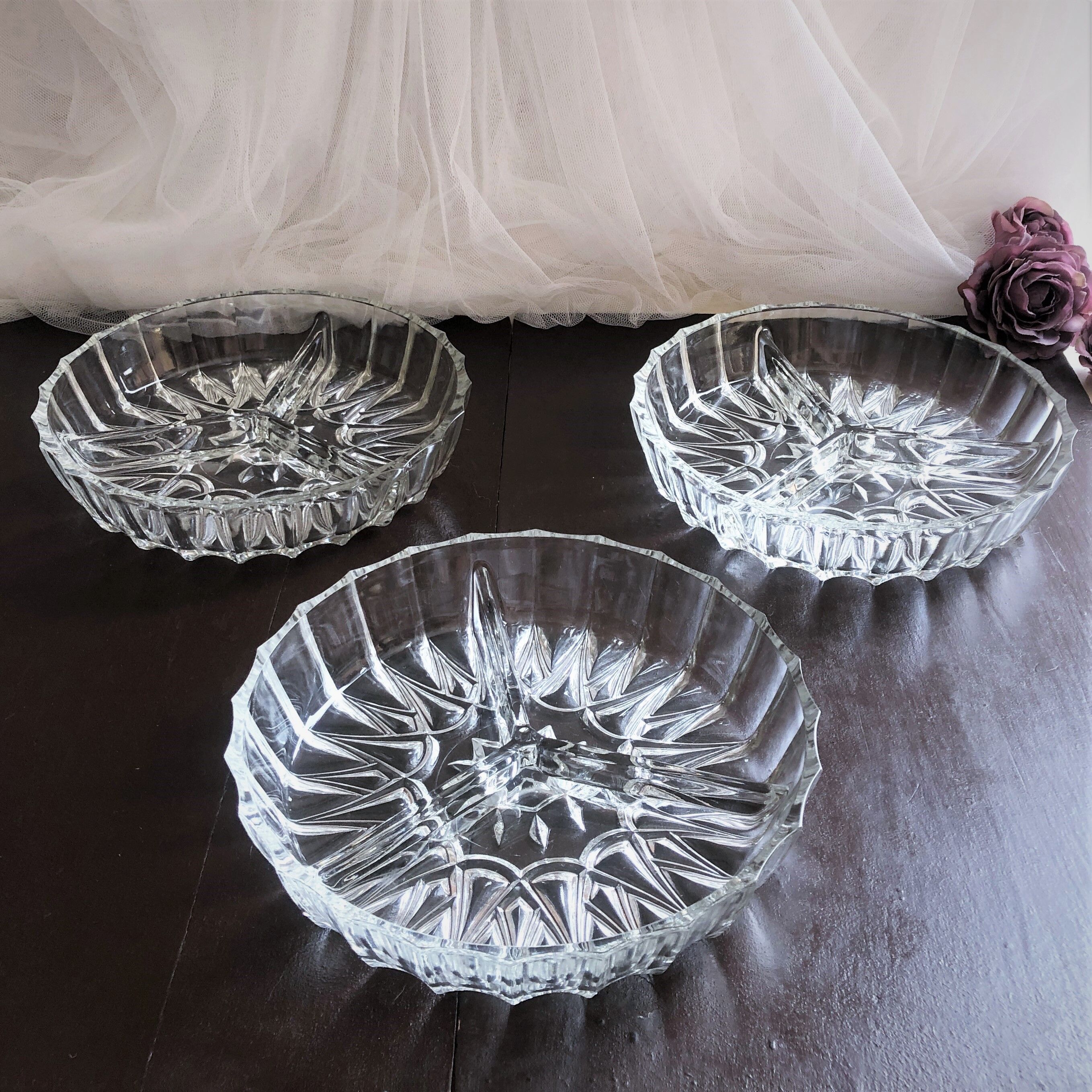 Serving dish called "beggar" vintage cut glass