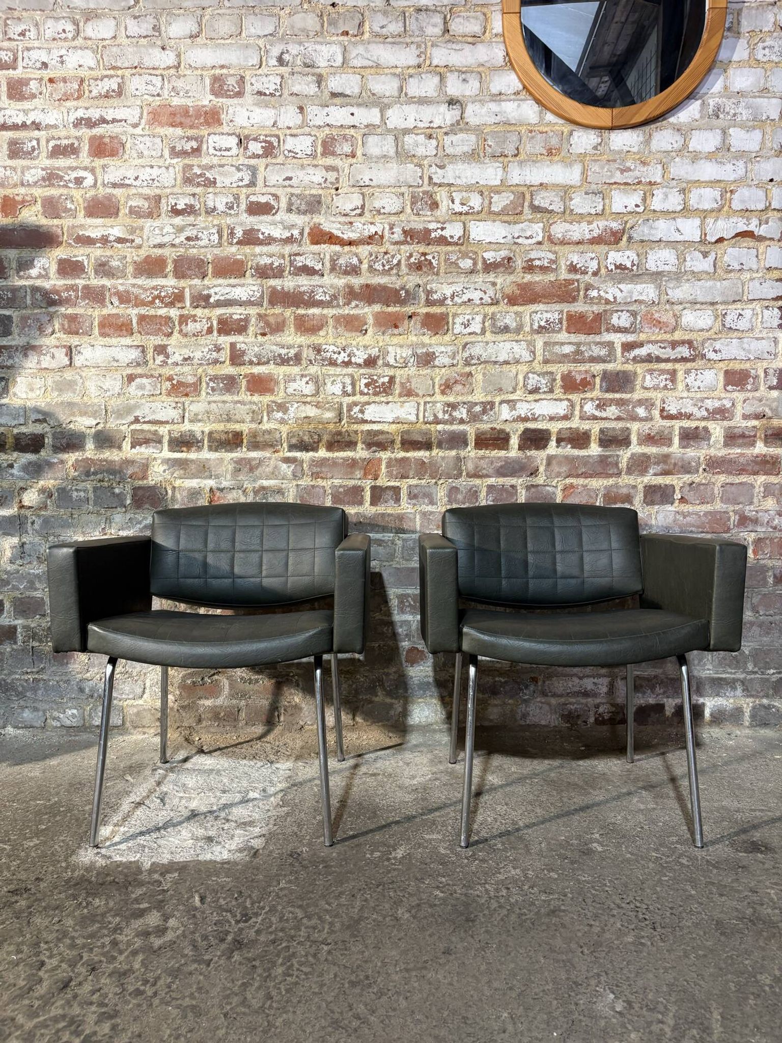 Pair of armchairs by Pierre Guariche, Meurop.