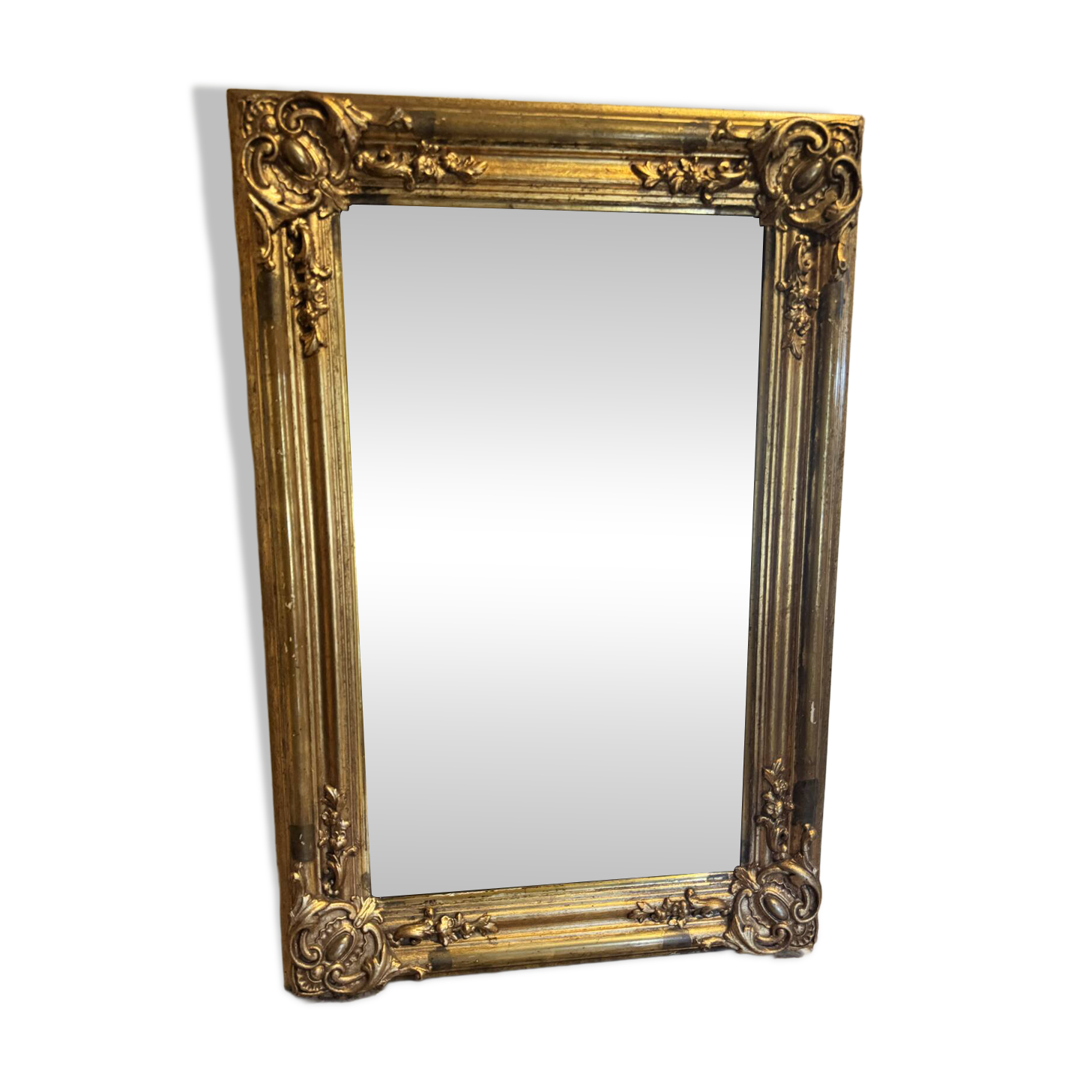 Miroir Louis XV, glace au mercure et bois doré, XIXe