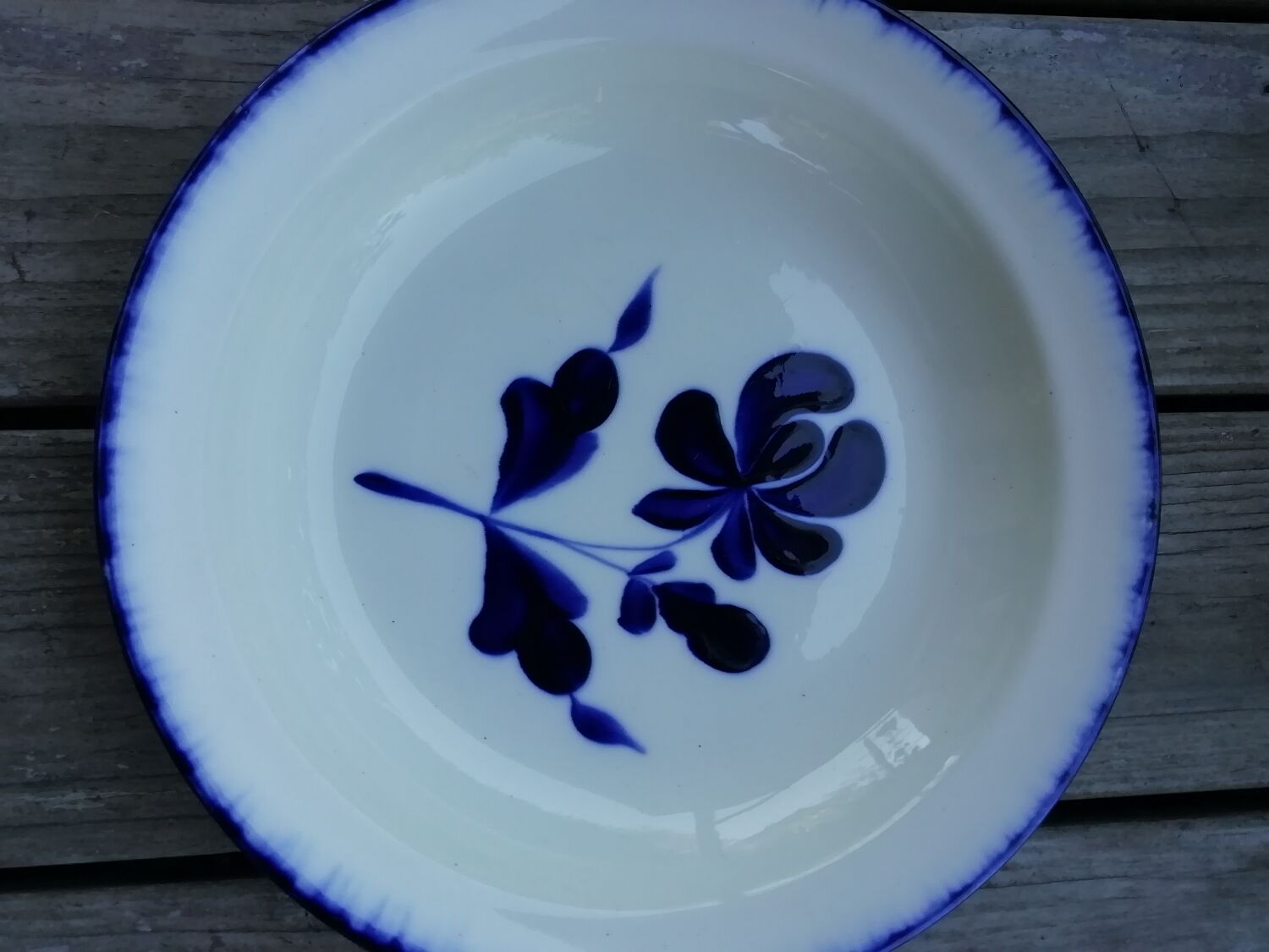 Trio of hollow dishes blue tones
