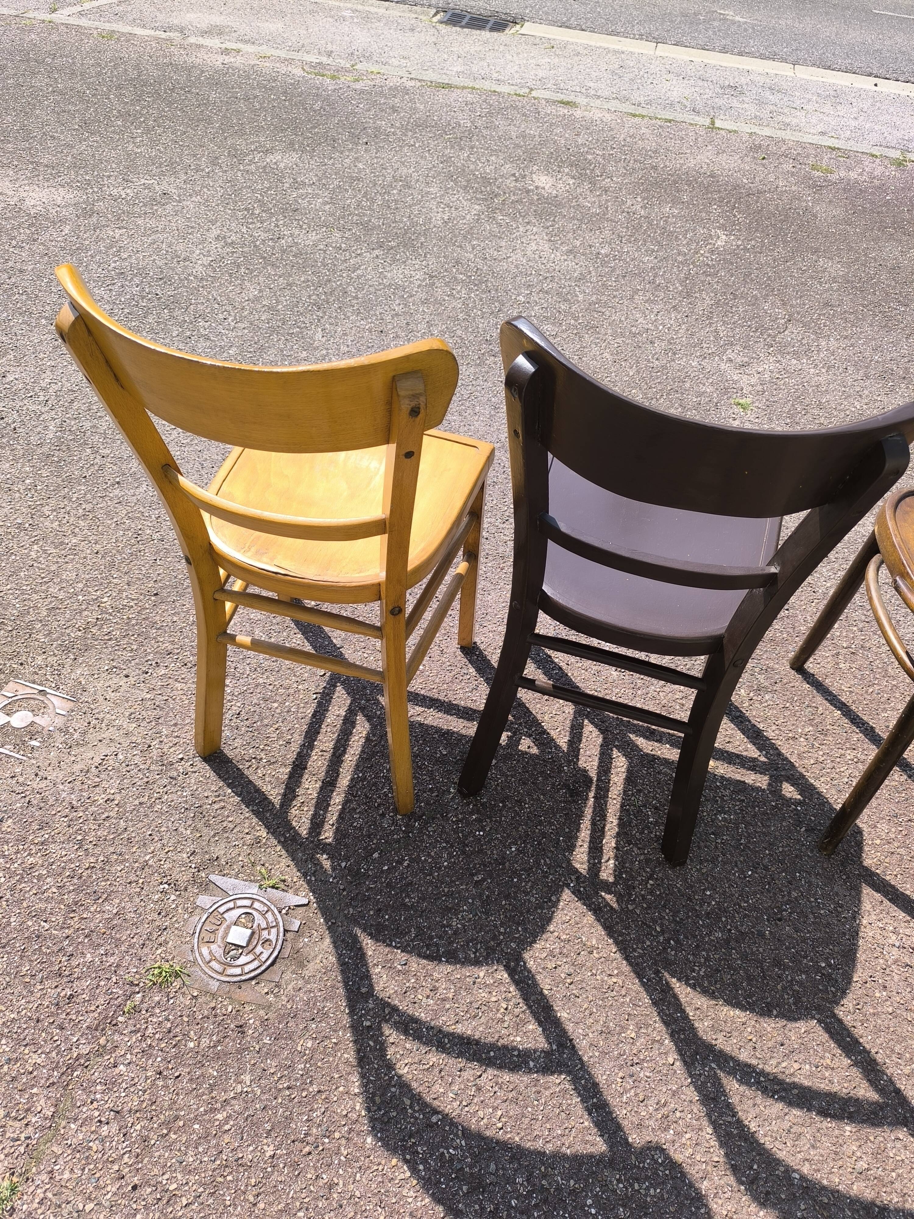 Lot de 6 chaises de bistrot dépareillées bois vintage