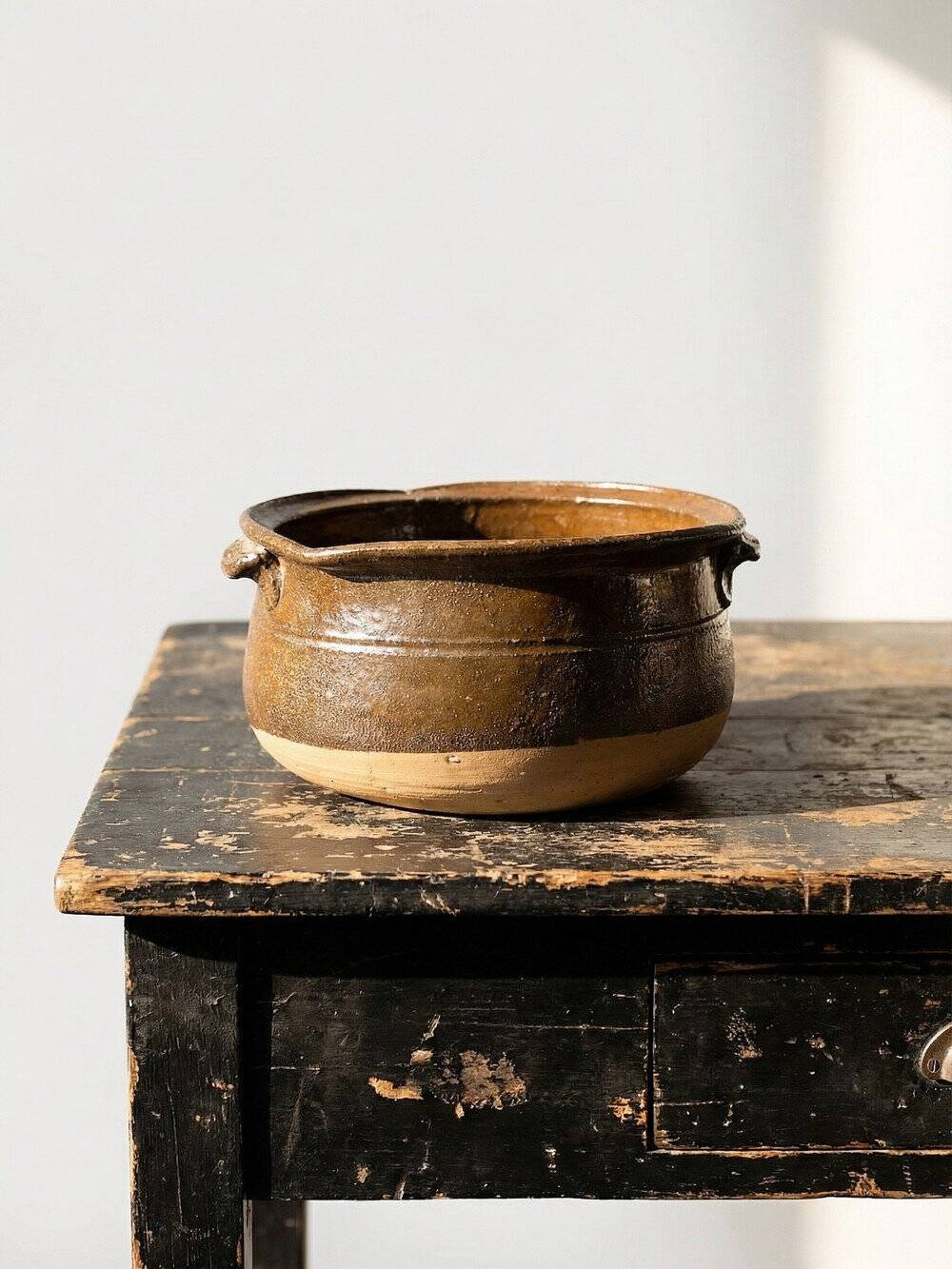 Marmite/old earthenware bowl from the 20th century, glazed stoneware from Puisaye.